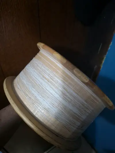 Carrete de madera para volantines - miniatura 3