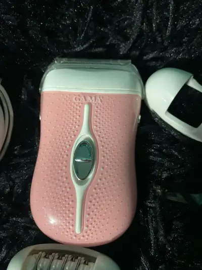 Depiladora eléctrica rosa Gama con accesorios - miniatura 2