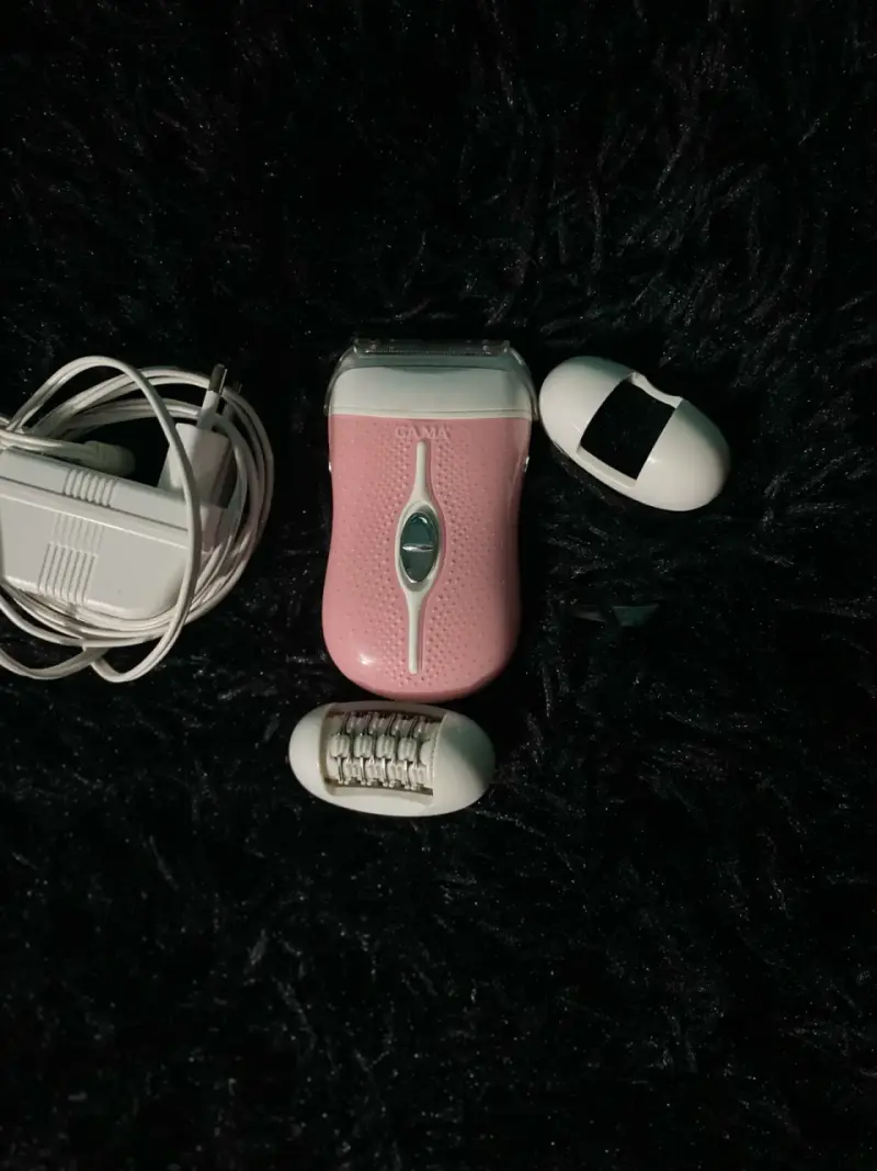 Depiladora eléctrica rosa Gama con accesorios - 3