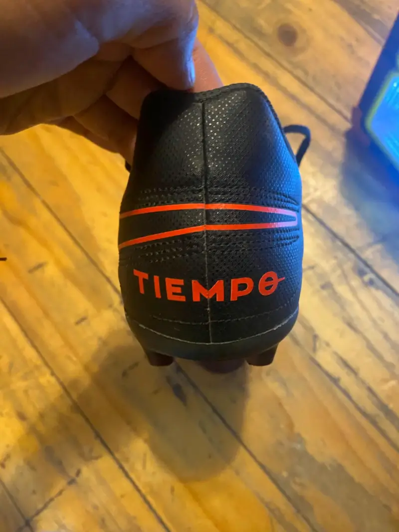 Nike Tiempo Legend 8 Club Mg Zapatilla - 6