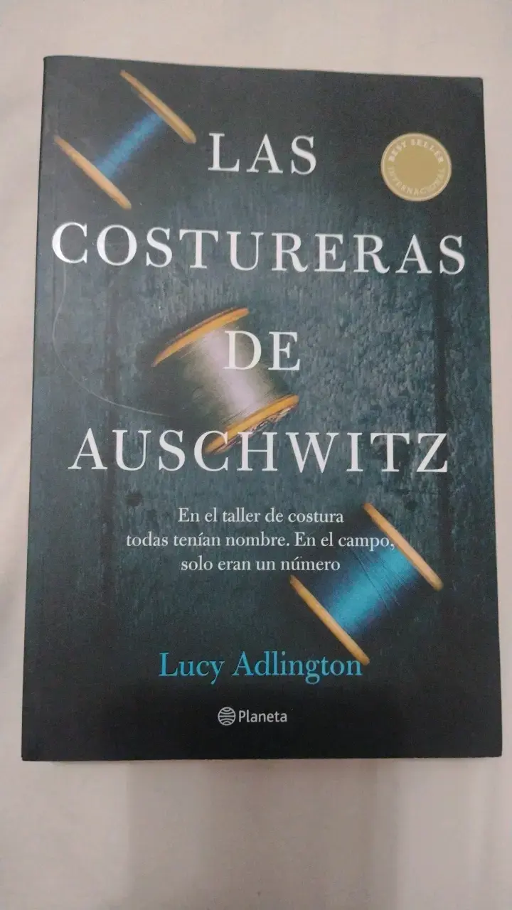 Libro Las Costureras de Auschwitz de Lucy Adlington