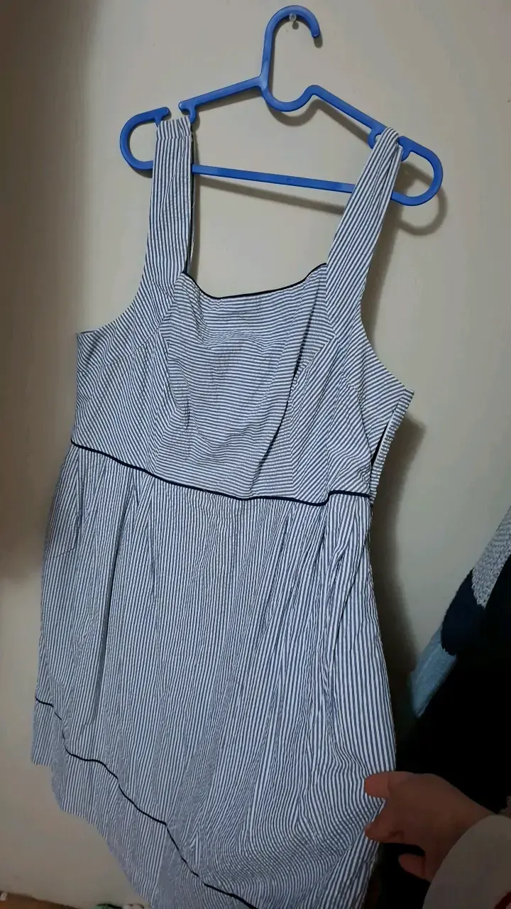 Vestido de tirantes a rayas azul y blanco - 2