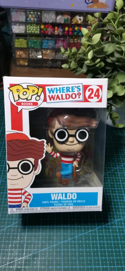 Figura Funko Pop Waldo - Wally - miniatura 1