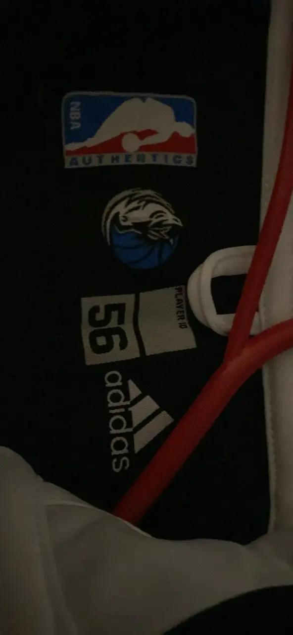 Chaqueta Adidas NBA Dallas Mavericks blanca y azul - 4
