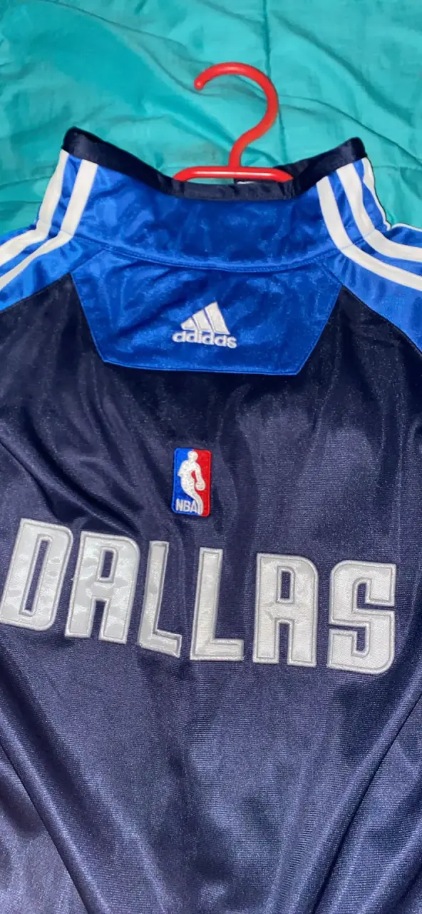 Chaqueta Adidas NBA Dallas Mavericks blanca y azul - 5