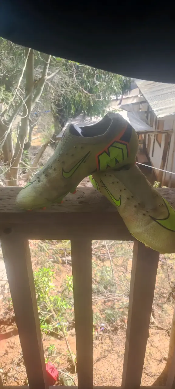 Zapatillas de fútbol Nike verdes - 5
