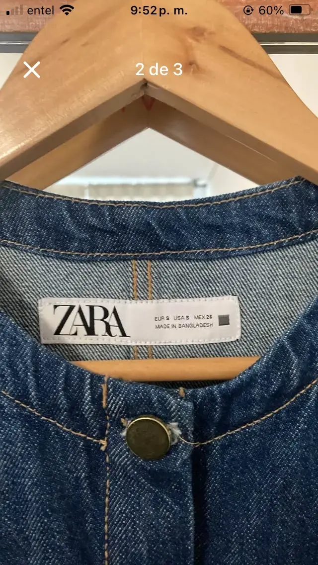 Chaqueta de mezclilla azul Zara para mujer - 2