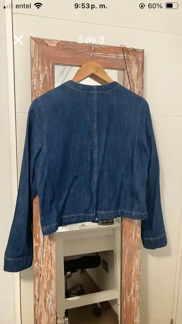 Chaqueta de mezclilla azul Zara para mujer - 3