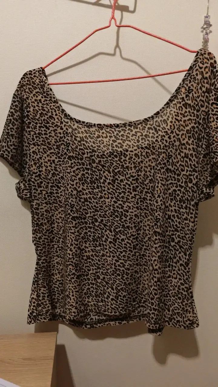 Blusa de Leopardo Shein Curve Talla 1XL - 2