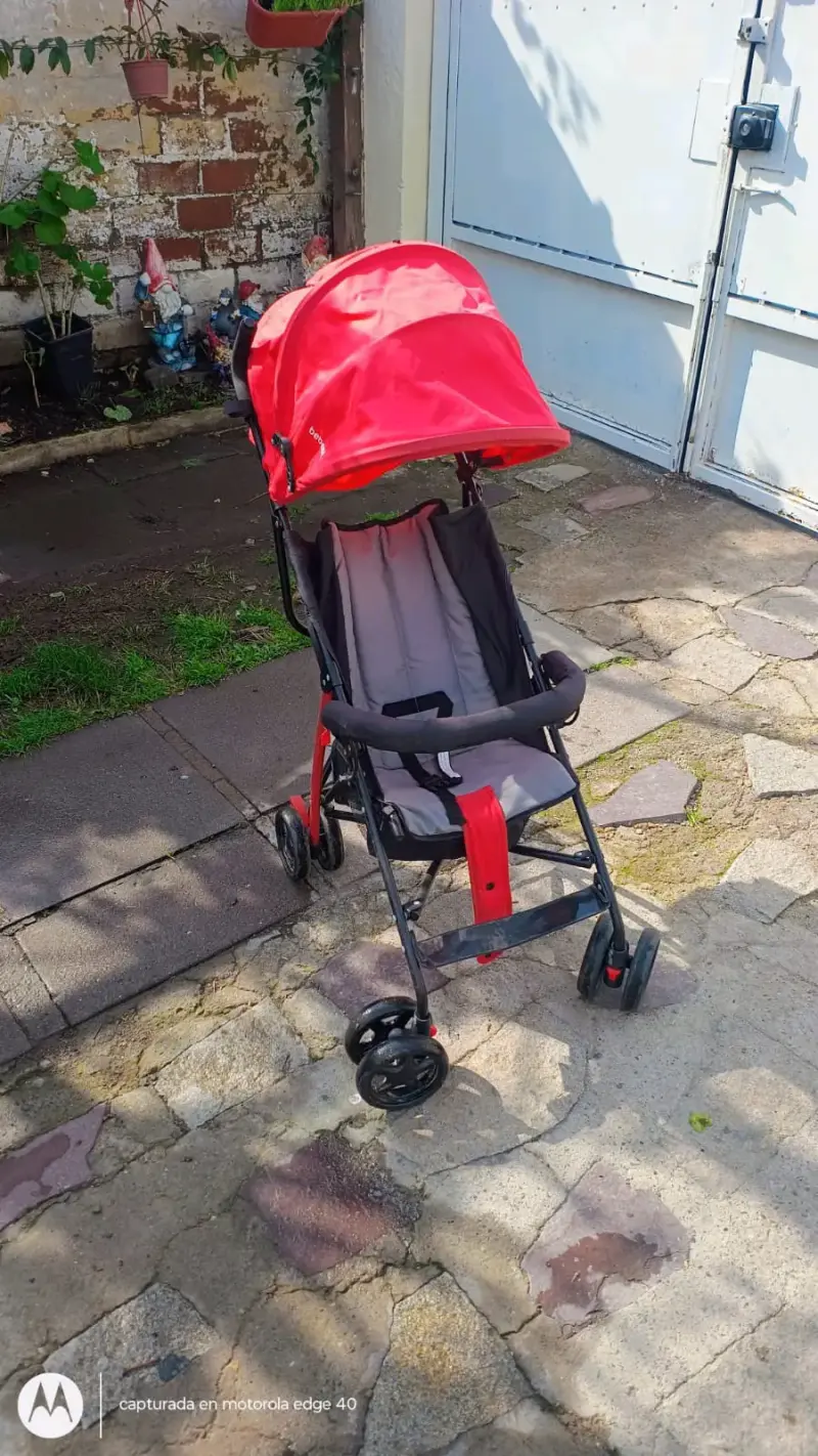 Coche de bebé plegable rojo Bebesit - 2