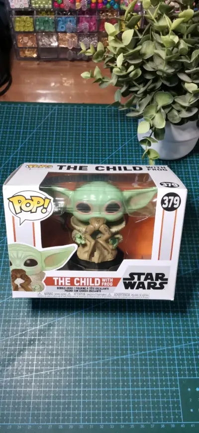 Figura Funko Pop The Child con Rana Star Wars - miniatura 1