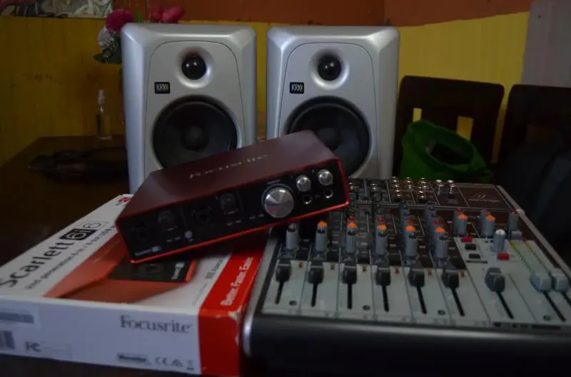 Pack Completo Home Studio Behringer y KRK - 4