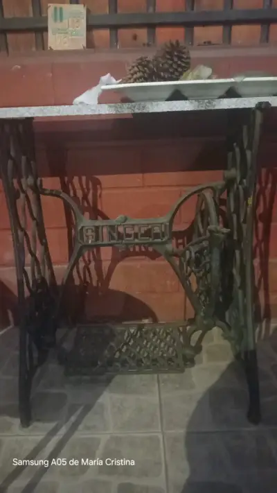 Base de Máquina de Coser Singer Antigua - miniatura 3