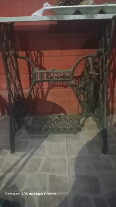 Base de Máquina de Coser Singer Antigua - miniatura 4