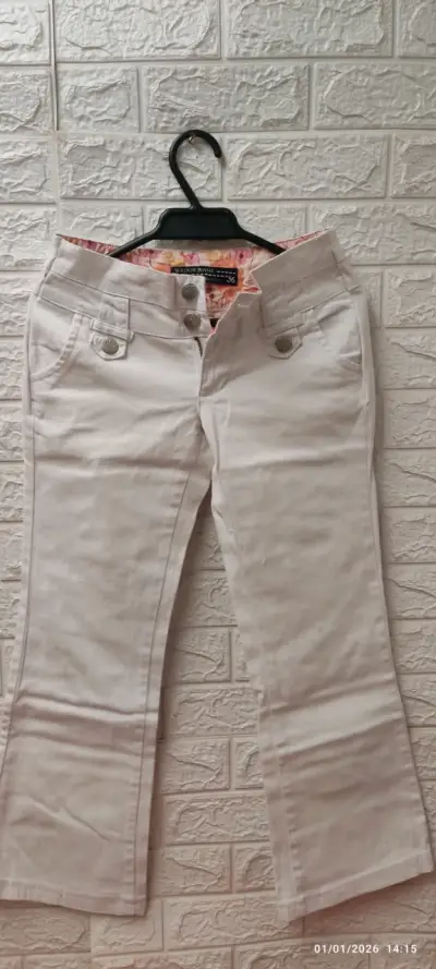 Jeans Wados para mujer con detalles bordados - miniatura 1