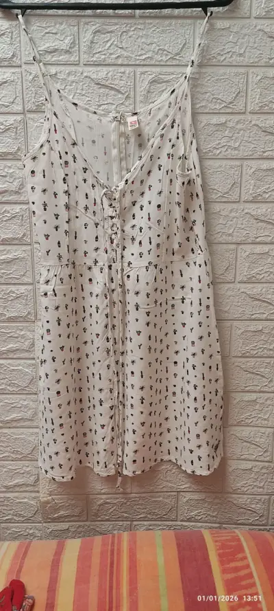 Vestido floral de verano para mujer - miniatura 2