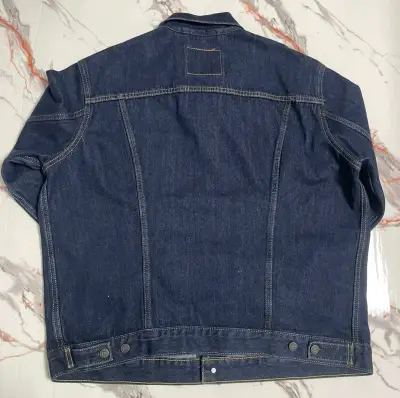 Chaqueta de mezclilla Levi's clásica azul - miniatura 2