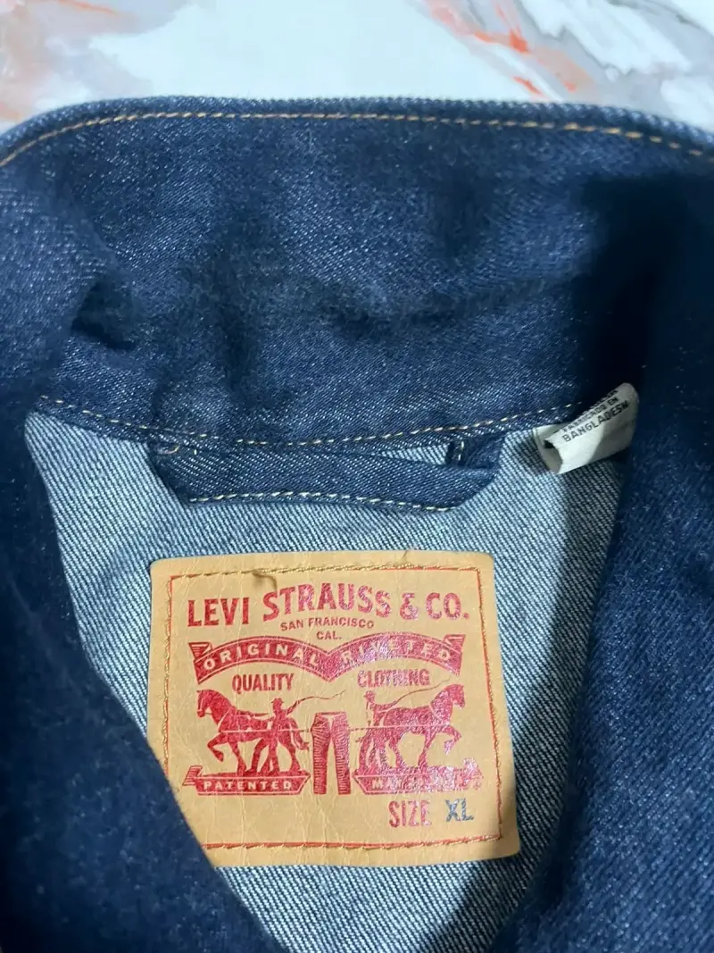 Chaqueta de mezclilla Levi's clásica azul - 5
