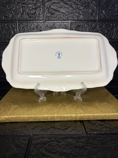 Bandeja de porcelana con diseño de cartas - miniatura 4