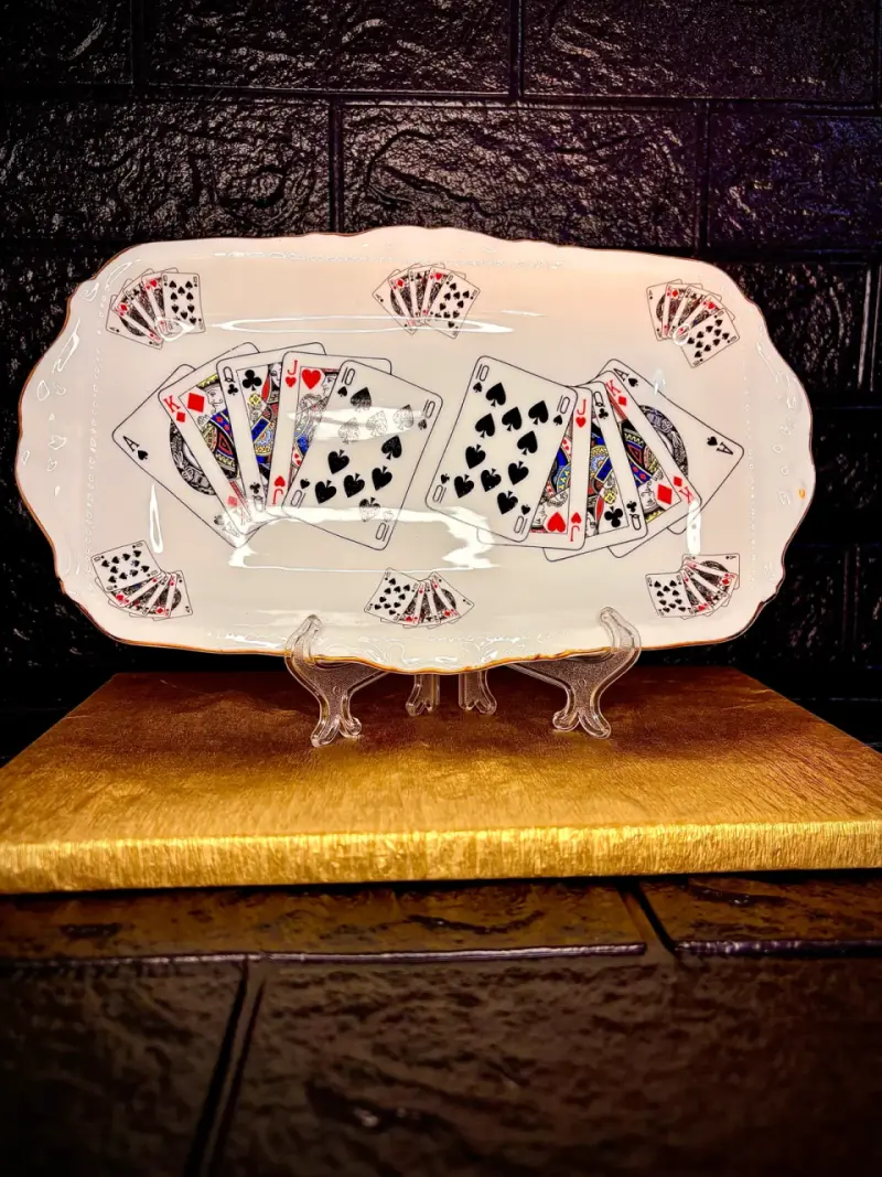 Bandeja de porcelana con diseño de cartas - 5