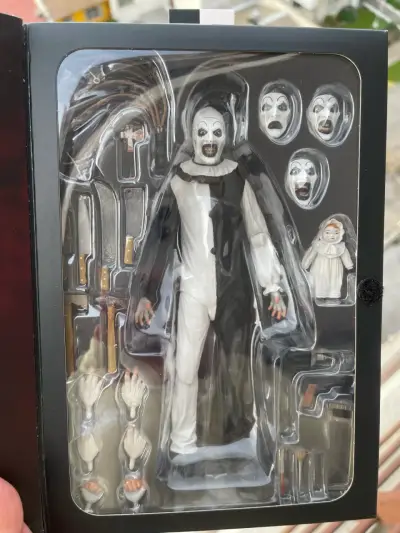 Terrifier Art the Clown Neca Ultimate - miniatura 1