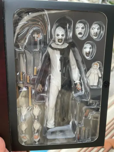 Terrifier Art the Clown Neca Ultimate - miniatura 4