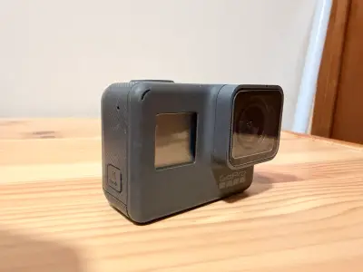 Cámara  GoPro Hero 5 Black con frame y soporte - miniatura 3