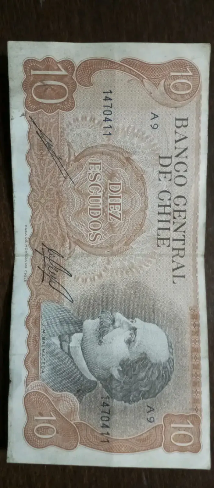 Billete antiguo de 10 escudos de Chile - 2