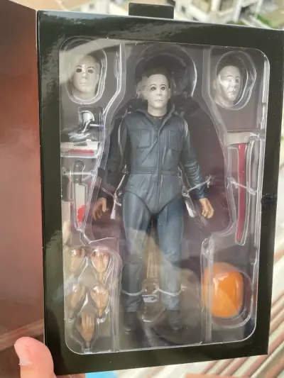 Figura de acción Michael Myers Halloween H20 - miniatura 1