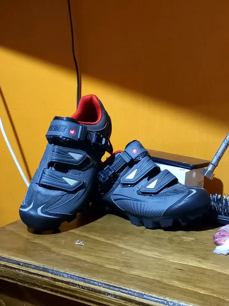 Zapatillas de Ciclismo Wisbikes MTB Negras - 1