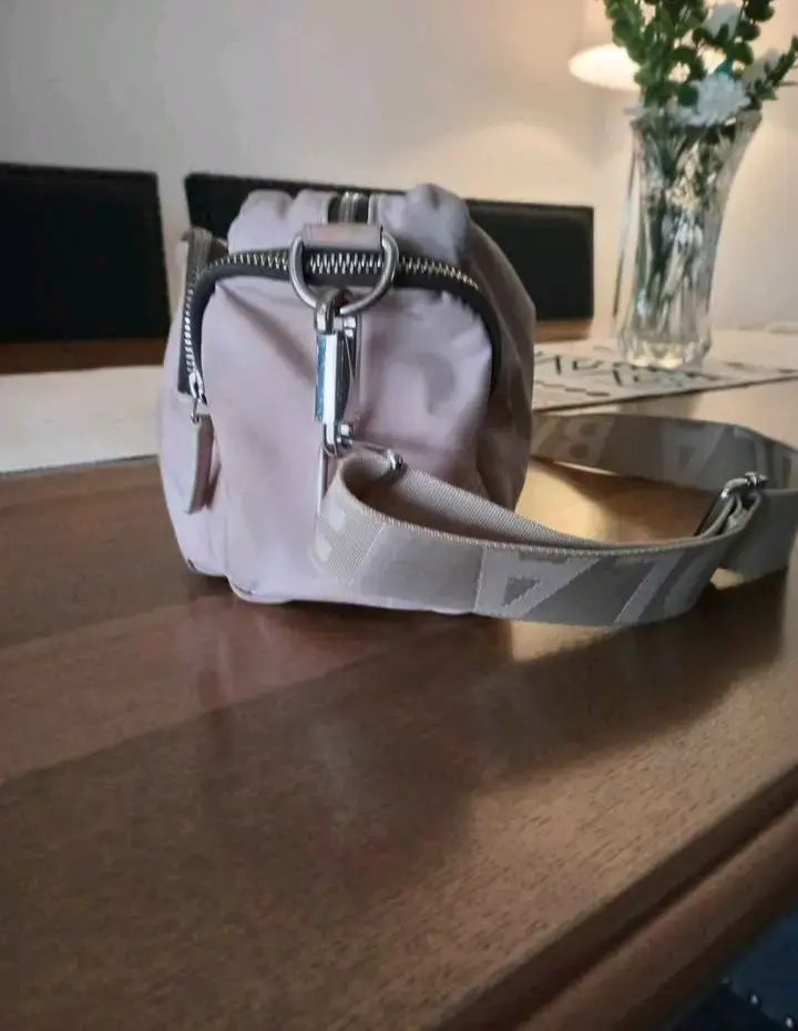 Bandolera Bimba y Lola color beige con correa - 2
