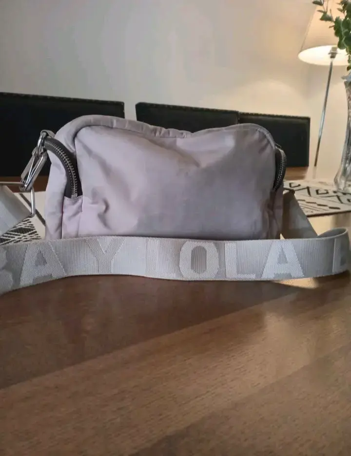 Bandolera Bimba y Lola color beige con correa - 3