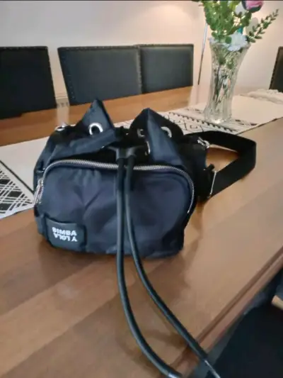 Bolso bandolera negro de nylon - miniatura 1