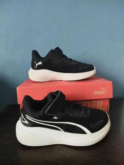 Zapatillas deportivas negras Puma para niños - miniatura 3