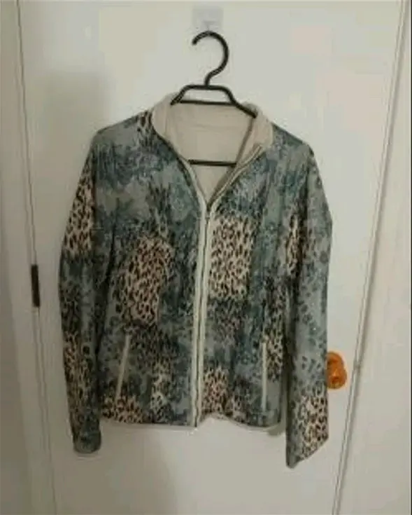 Chaqueta reversible cuero con estampado animal pr - 4