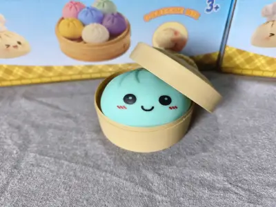 Juguete antiestrés dumpling  para niños - miniatura 1