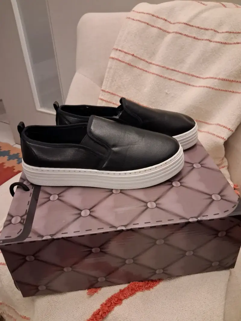 Botines de gamuza con tacón alto beige - 2