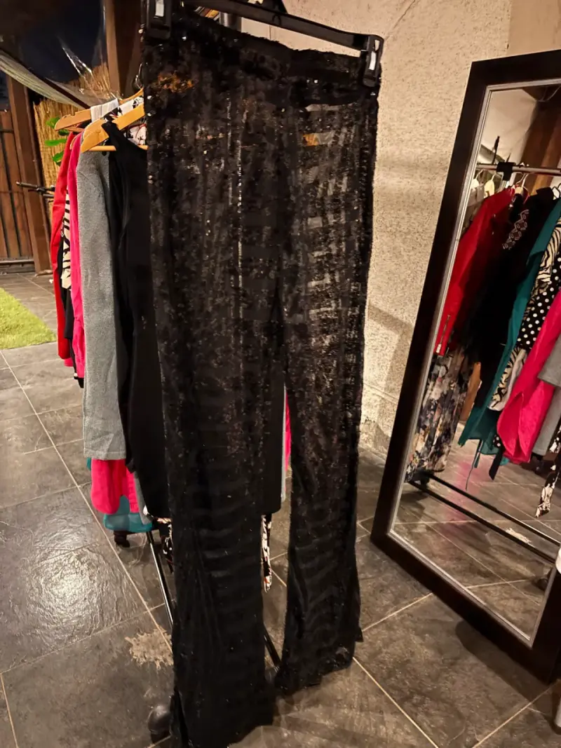 Pantalones transparentes de lentejuelas negros - 2
