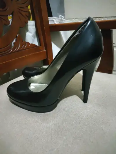 Zapatos de Tacón Alto Negros Guess - miniatura 4