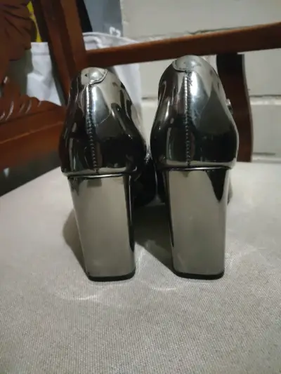 Zapatos de Tacón Plateados Vizzano Elegantes - miniatura 1