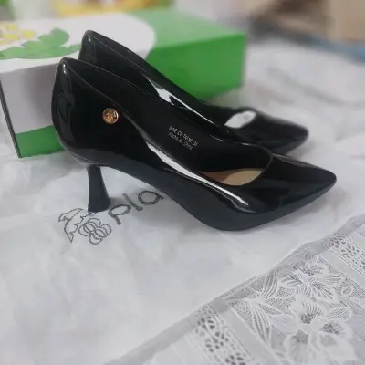 Zapatos de Tacón Negro para Mujer Elegantes - miniatura 1