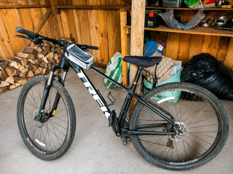 Bicicleta de montaña Trek con suspensión delantera - 1