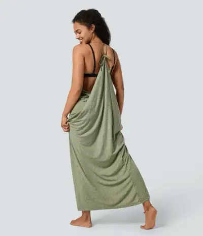 Vestido largo verde con tirantes ajustables - miniatura 1