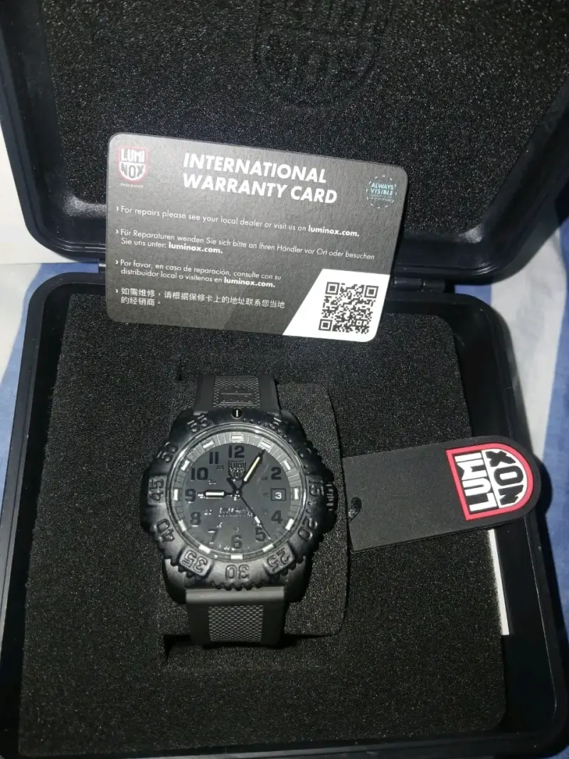 Reloj Luminox Negro con Garantía Internacional - 2