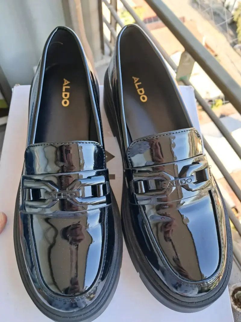 Zapatos de charol negros Aldo para mujer - 2