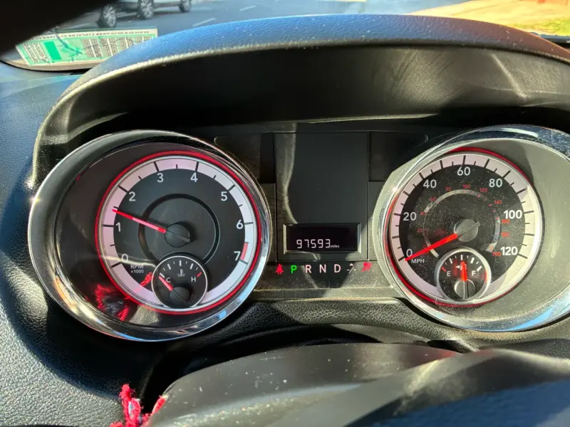 Dodge Grand Caravan 2014 en buen estado - 4