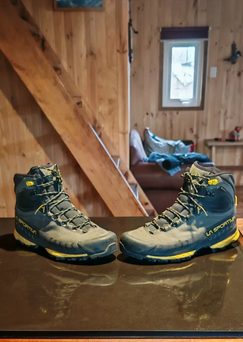Botas de montaña La Sportiva impermeables - 1