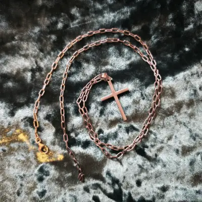 Collar de acero inoxidable con cruz - miniatura 1