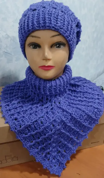 Set de gorro y cuello tejido a crochet color azul - miniatura 1