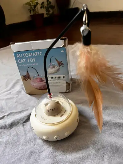 Juguete automático para gatos con plumas - miniatura 1